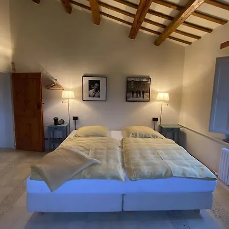 Luxurioses Landhaus Mit Pool بيت للعطل